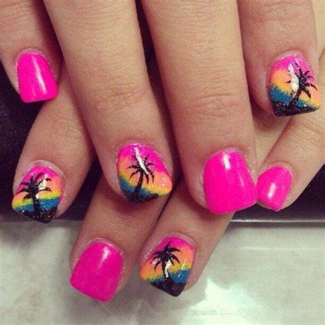 diseños uñas verano Beach nail designs Palm tree nails Beach themed