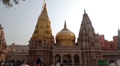 श्री काशी विश्वनाथ मंदिर में श्रद्धालुओं ने बनाया रिकॉर्ड 12 करोड़ से