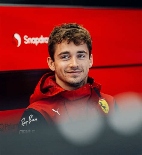 Scuderia Ferrari Brasil on Twitter Jornalista Qual qualidade você