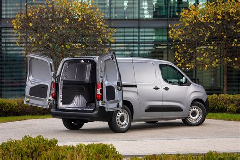 Fiat E Doblo Electric Van Dimensions Payload And Specs