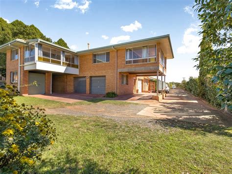 8 6 Phillip Street East Toowoomba QLD 4350 Realestate Au