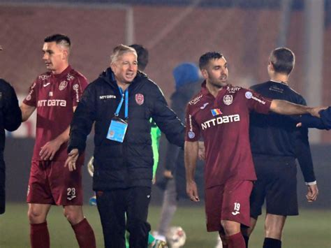 Dan Petrescu Criticat Pentru Readucerea Lui Culio La Cfr Cluj Trage