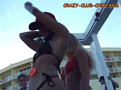 Bikini Babes Contest XNXX