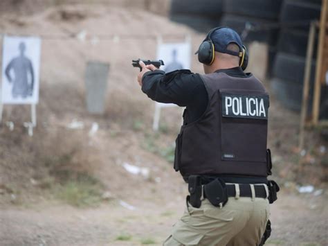 Balearon En La Cabeza A Un Policía Durante Un Entrenamiento En La