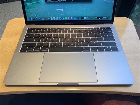 Macbook Pro No Touch Bar Gray Gb Gb Lrzr