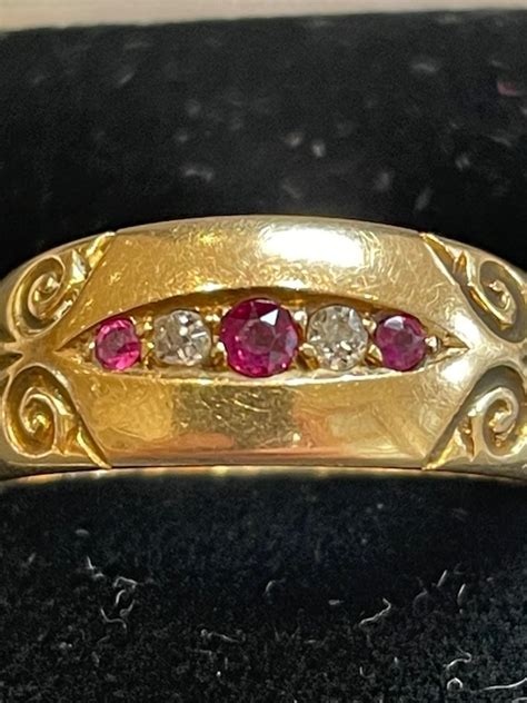 Victorian 18ct Gold Ruby Diamond Gypsy Ring Gem