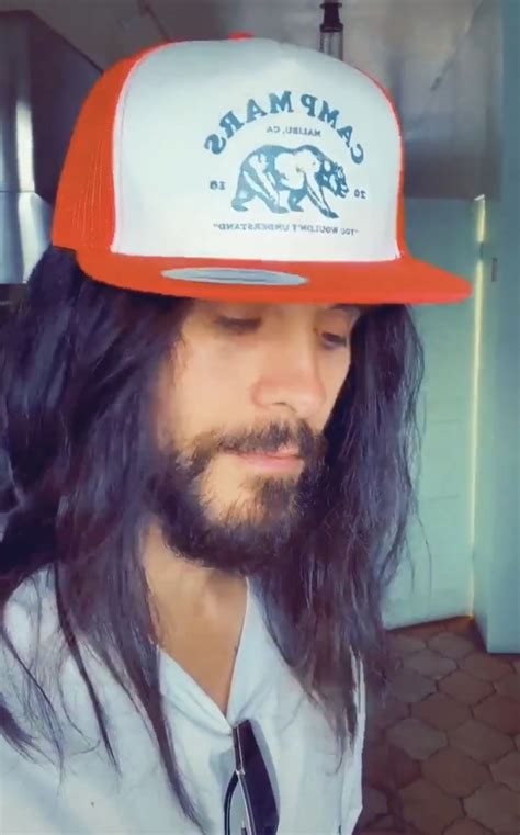 Pin by Leila Valentim on 500 Hats of Jared Leto | Jared leto, Hats, 30 ...