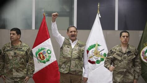 José Luis Gavidia participa en reconocimiento a FF AA por operación