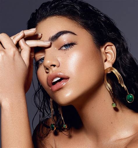 Макияж с бежевой помадой Nude потрясающих идей с главным трендом этого года