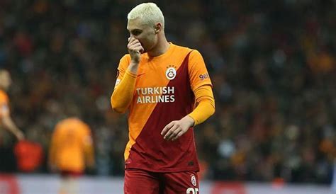 Galatasaray Transferde Hareketli G Nler Ya Yor Sar K Rm Z L Ekipte