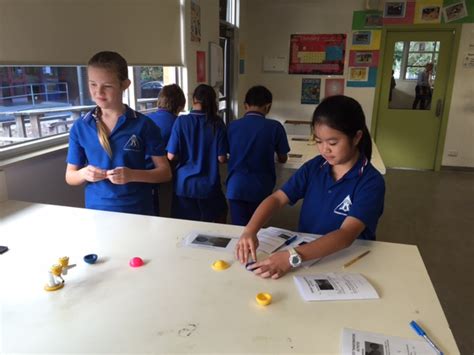 Cheltenham Secondary College Science Visit | Kingston Heath Primary School