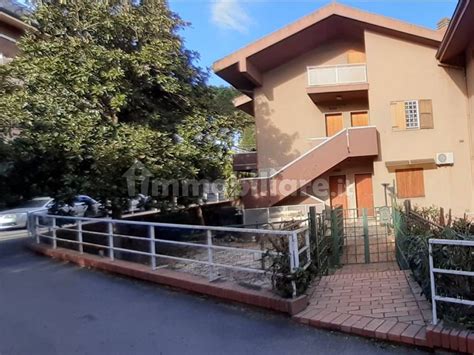 Vendita Appartamento In Via Barriera Del Bosco Sant Agata Li