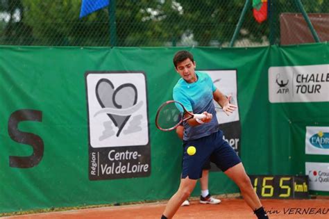 Tom S Barrios Avanz A Octavos De Final Del Challenger De Campinas El