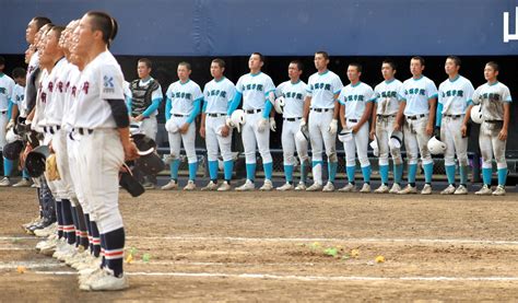 駿台甲府、初の甲子園王手！センバツ優勝の山梨学院撃破 延長タイブレークで一挙5得点／山梨 高校野球夏の地方大会写真ニュース 日刊スポーツ