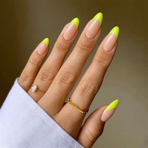 30 Almond Nail Designs You Will Love Social Beauty Club