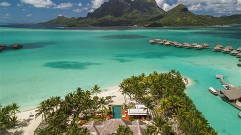 Overwater Bungalows Bora Bora Huts Villas Four Seasons Resort