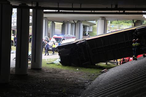 Wypadek Autobusu W Warszawie Jaka By A Przyczynaradio Zet