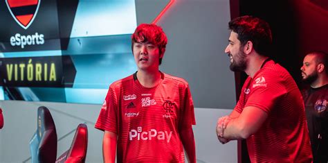 CBLoL Invencível Luci Flamengo bate INTZ e segue em busca da