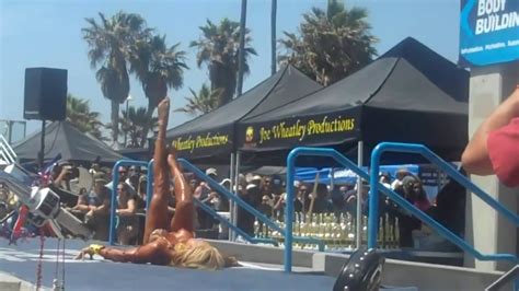 Lauren Powers Muscle Goddess And Wonder Woman Wins Muscle Beach Heaveweight ♕ Youtube