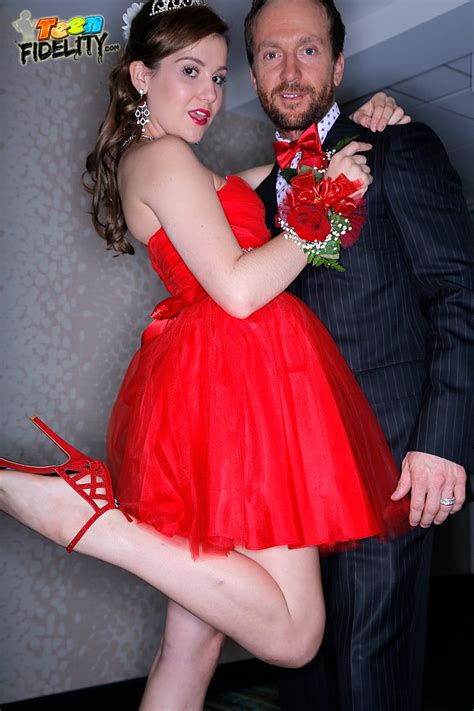 Prom Queen Kasey Warner Gets Her Pussy Drilled 21 Photos