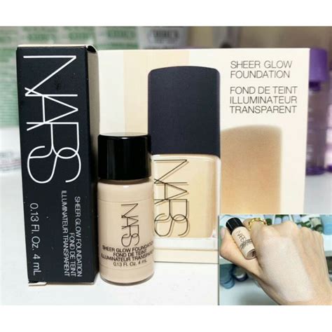 Nars Sheer Glow Foundation Fond De Teint 4ml Light 2 Mont Blanc