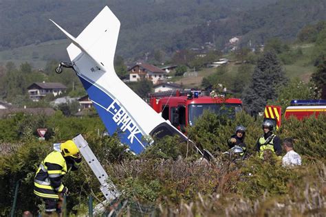 Haute Savoie Les secours sont en cours Crash d un avion de tourisme à