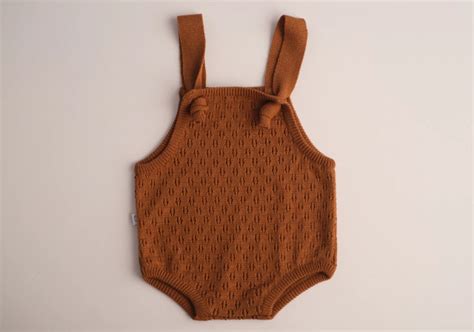 Romper Matias Caramelo Comprar Em Dreams Baby Props