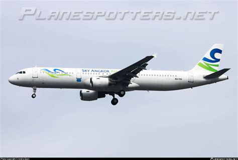 Xu Sky Angkor Airlines Airbus A Photo By Andre Giam Id