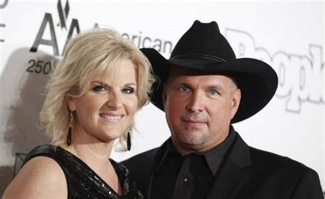 Why Did Garth Brooks Divorce? The Story Behind the Country Music Star's ...