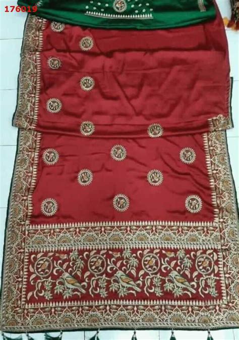 Gujrati Test Saree Embroidery Design Saree Embroidery Design Saree