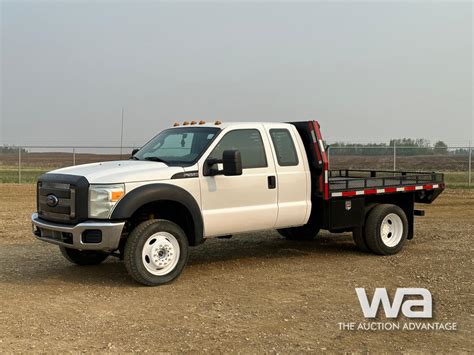 2012 Ford F550 Xl E Cab Flatbed Pickup