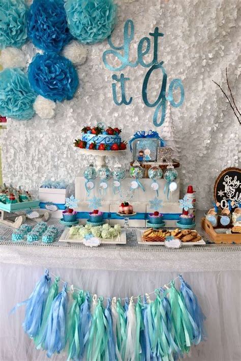 32 Elegant And Funny Frozen Kids’ Party Ideas - Shelterness