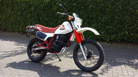 Honda XL600R 1985 One Kick Bike Sound Testdrive Cold And Warm Start