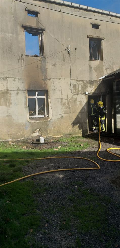 Un Incendio Destruye Una Casa En A Fonsagrada