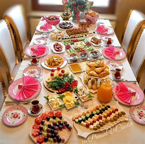 Turkish Breakfast Yemek Sunumu Yemek Sanat Ve Kahvalt