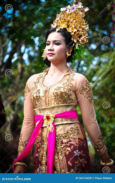 Balinese Girl With Traditional Dress Editorial Image Image 36216420