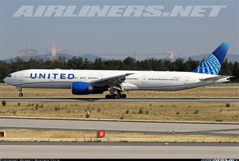 Boeing 777-300/ER - United Airlines | Aviation Photo #7361495 ...