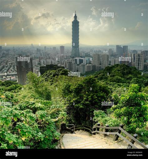 city town skyline Stock Photo - Alamy