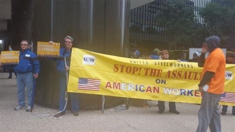 Dozens of United Steelworkers on strike in downtown Houston