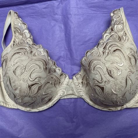 Playtex Intimates And Sleepwear Playtex Bra Off White 4c Poshmark