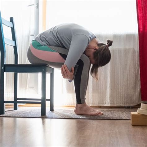 Yoga Sentado En Una Silla