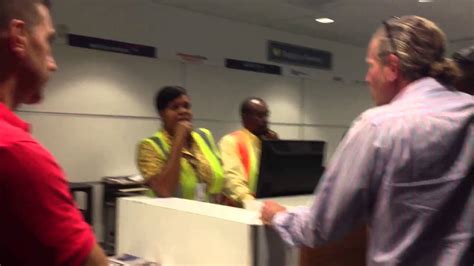 Angry Passengers Revolt At Nassau International Airport Youtube