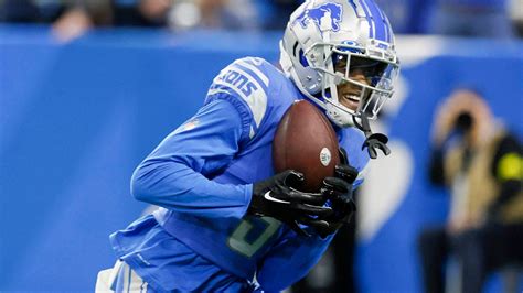 Lions' Jameson Williams catches first touchdown 11 months after tearing ACL | Fox News