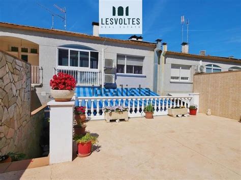 Chalet adosado en venta en calle de Manuel de Falla La Punxa Bòbila