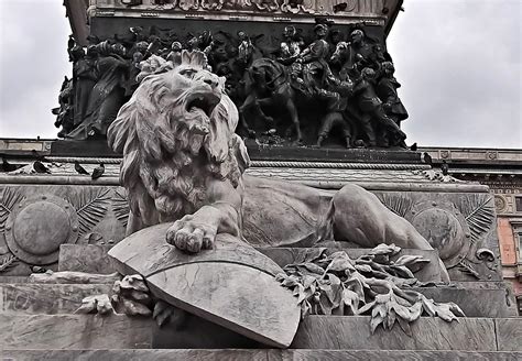 Lion,statue,monument,free pictures, free photos - free image from needpix.com