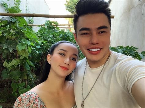 Nhan S C C Em V Xinh Nh Hot Girl M Th Nh Livestream Ki M B C T T Ng T N H T