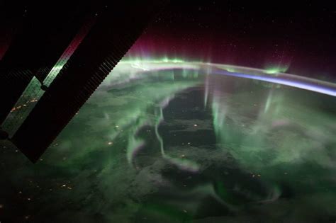 Time lapse da NASA mostra Aurora Boreal vista do espaço The North