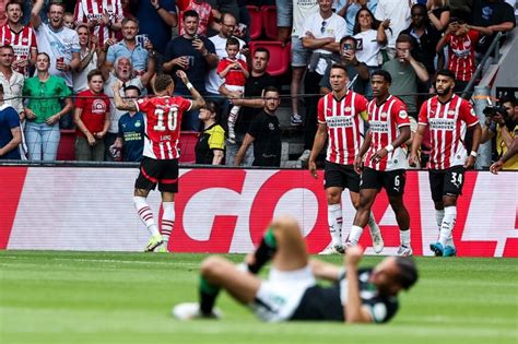 Groot Alarm Bij Ajax Feyenoord én Psv Soccernewsnl