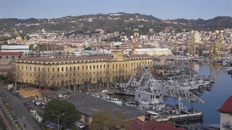 La Spezia 150 Anni Di Arsenale Militare Repubblica It