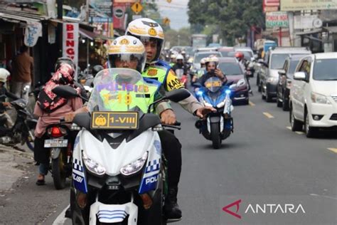 Libur Natal 110 Ribu Kendaraan Masuk Kawasan Puncak